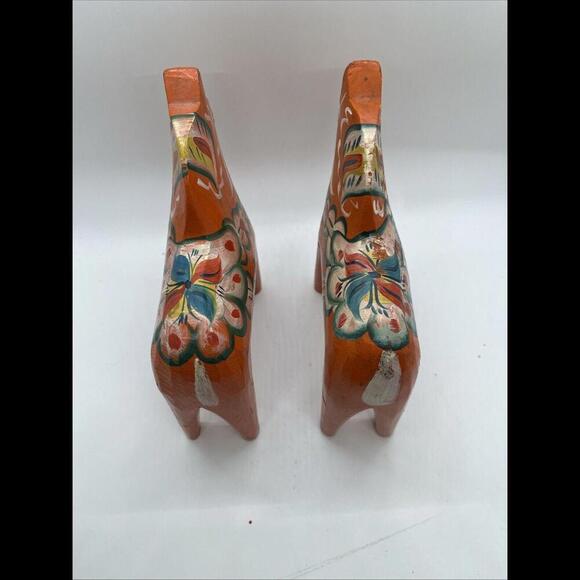 2 Olsson Dala Horse (No Label) Hand Carved Painted Wood Sweden 6” Tall - Picture 7 of 10